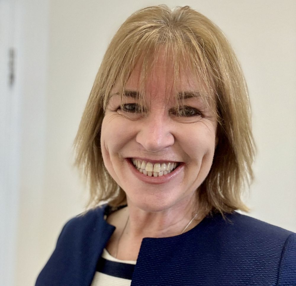 Dr Emma Vaux