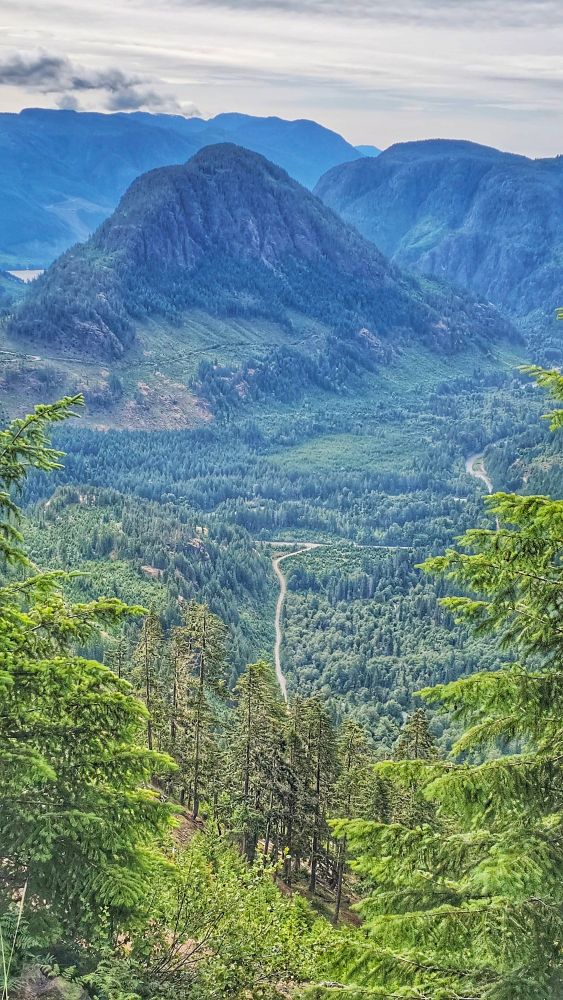 Alone Mt is aptly named as it stands alone in the landscape.