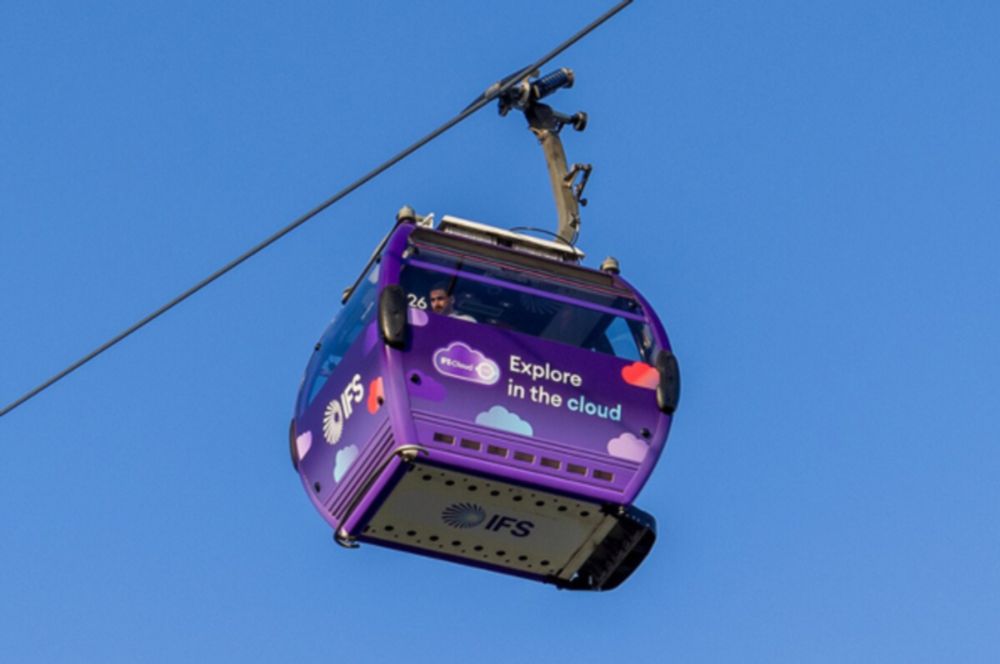 London cable car staff suspend strike action after new offer