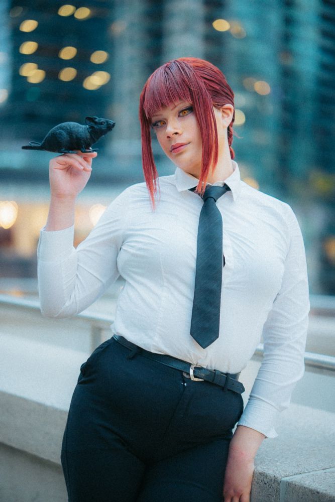 Same as previous image, but her eyes are facing the camera