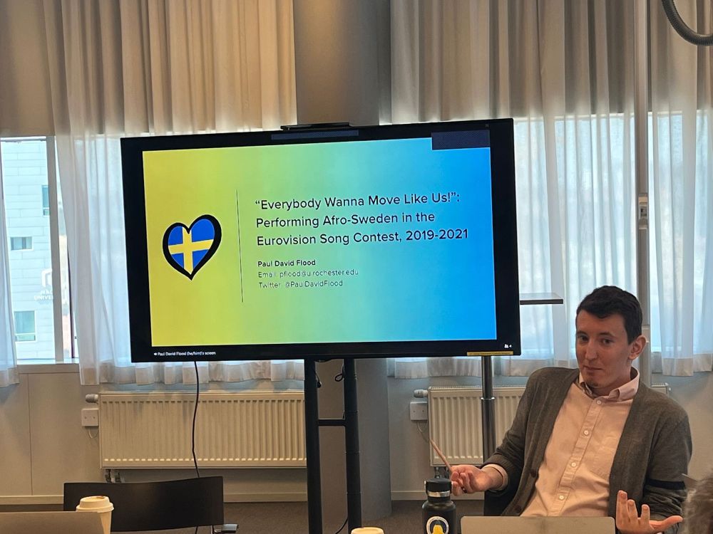 A photo of me presenting “‘Everybody Wanna Move Like Us!’: Performing Afro-Sweden in the Eurovision Song Contest” at Malmö University last year.