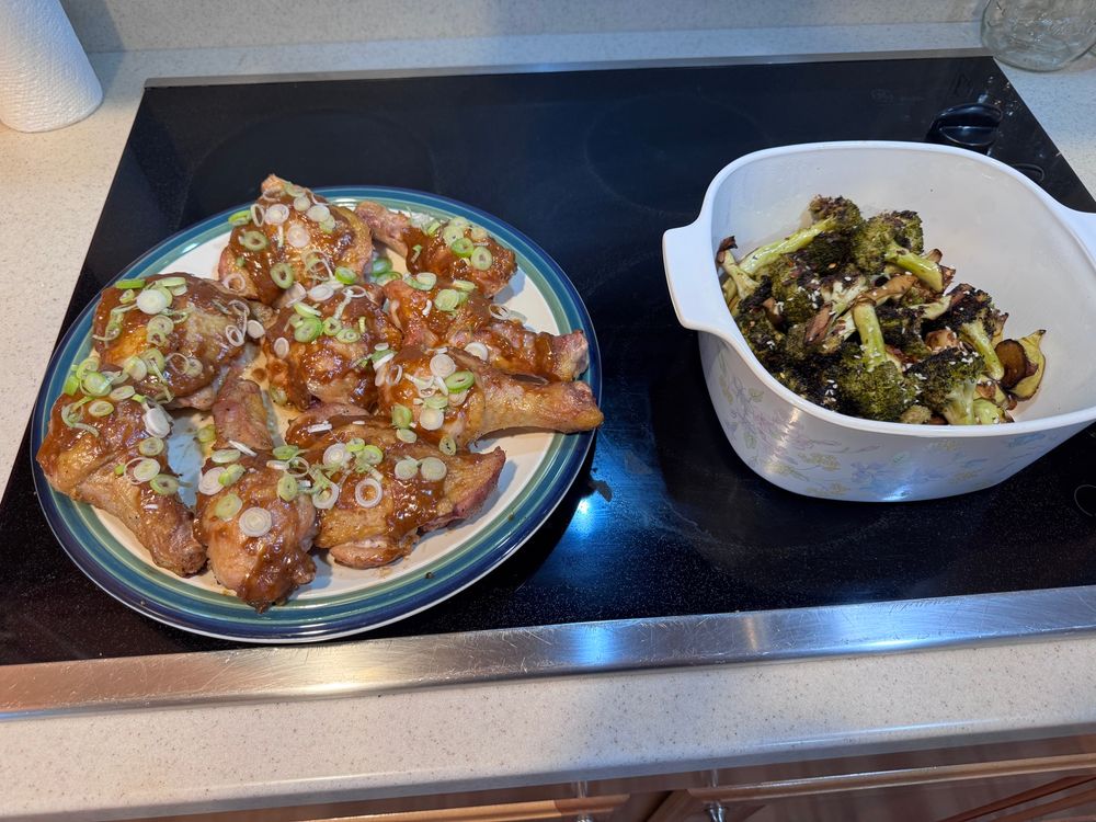 Ginger chicken with peanut sauce and grilled broccoli