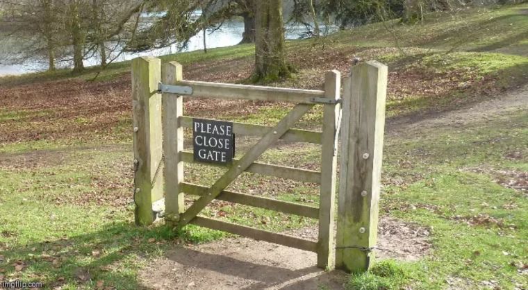 no fence but at least a fence door 