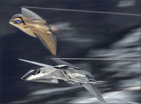 Could the F/A-37 be the result of that universes F/A-XX program?