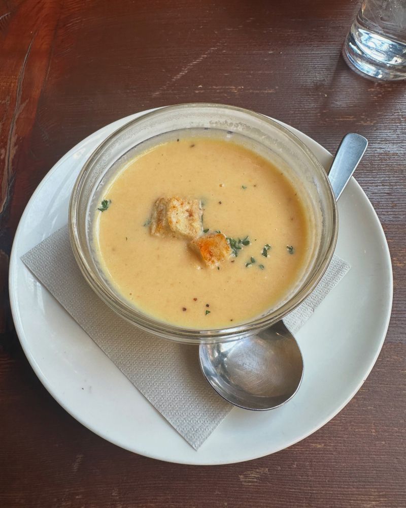 銀座の「日東コーナー 1948」ポタージュ