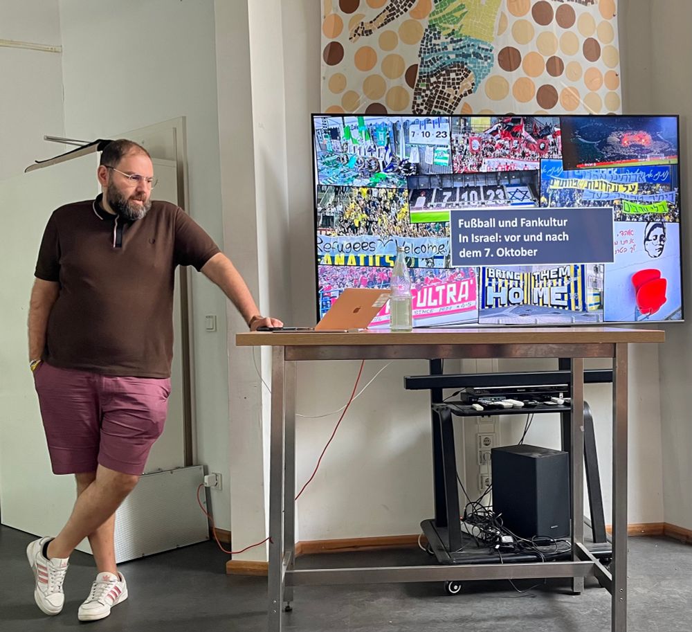 Felix Tamsut im Haus der Fußballkulturen.