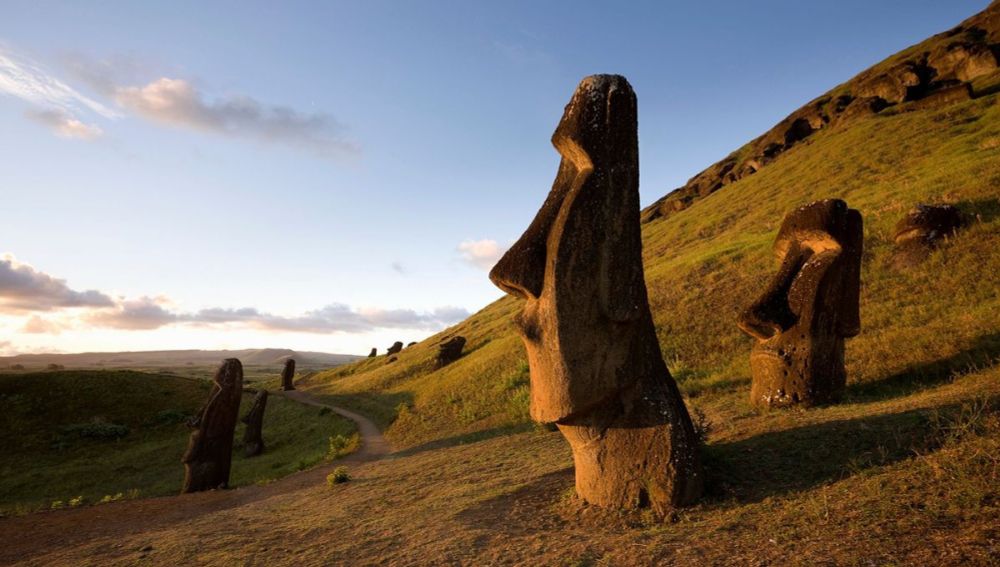 Île de Pâques :  Rapa Nui s'éclaire