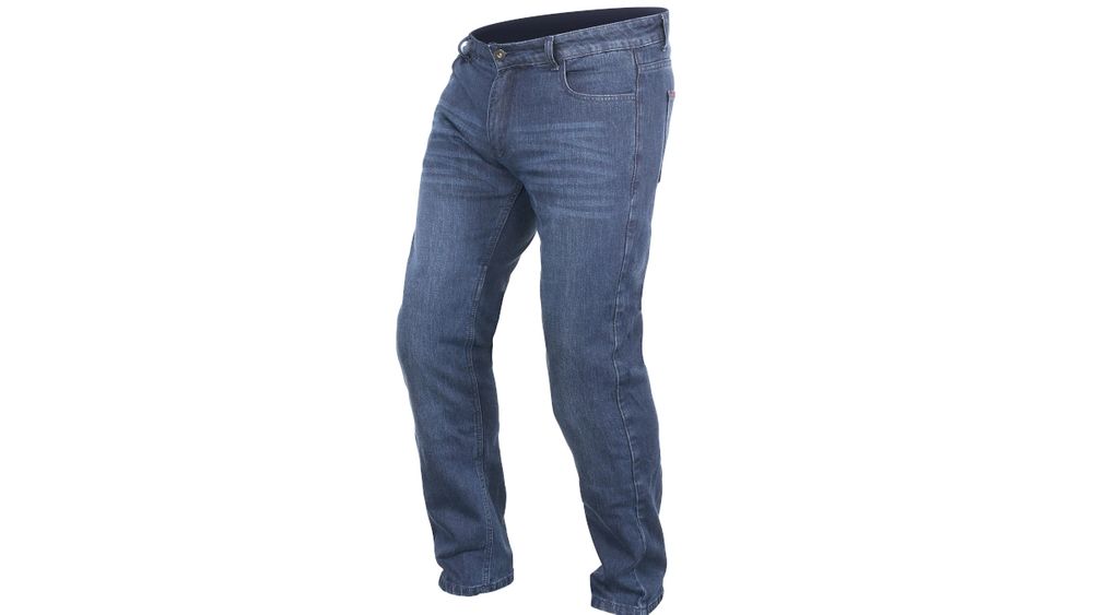 The new Weise Citadel motorcycle jeans are designed to look like classic denim, and combine protection with comfort.
Features include a no-rivet design to avoid scratching your bike, plus removable knee and hip armour.