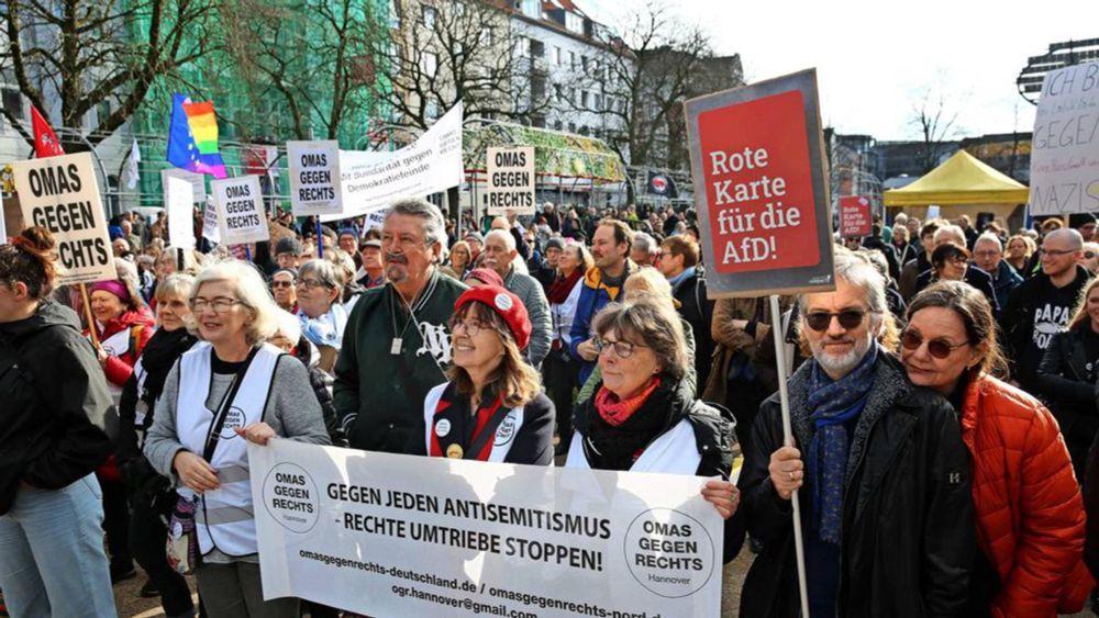 „Zusammen gegen den Faschismus“: Mehr als 2000 Menschen demonstrieren in Hannover gegen rechts