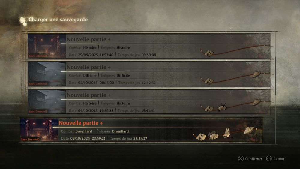 Menu des sauvegardes de Silent Hill F avec un petit bandeau indiquant les fins du jeu que j'ai terminé, sur 5 fins il ne m'en manque plus qu'une à faire