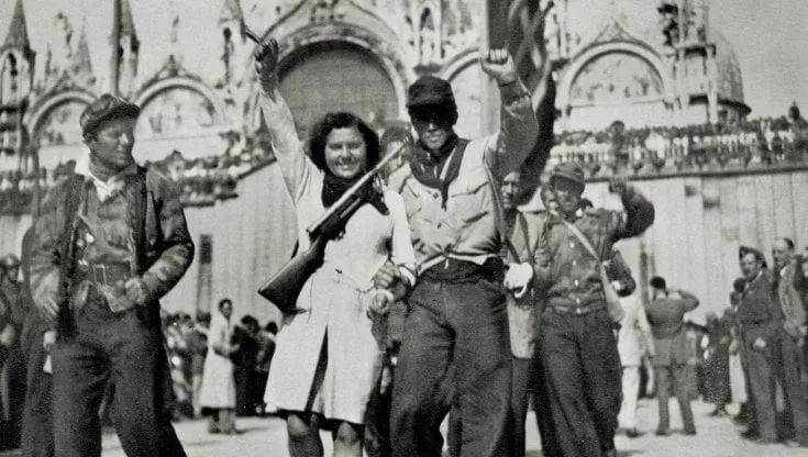 Partigiani in Venice celebrate in the city, finally liberated from nazi/ fascists 