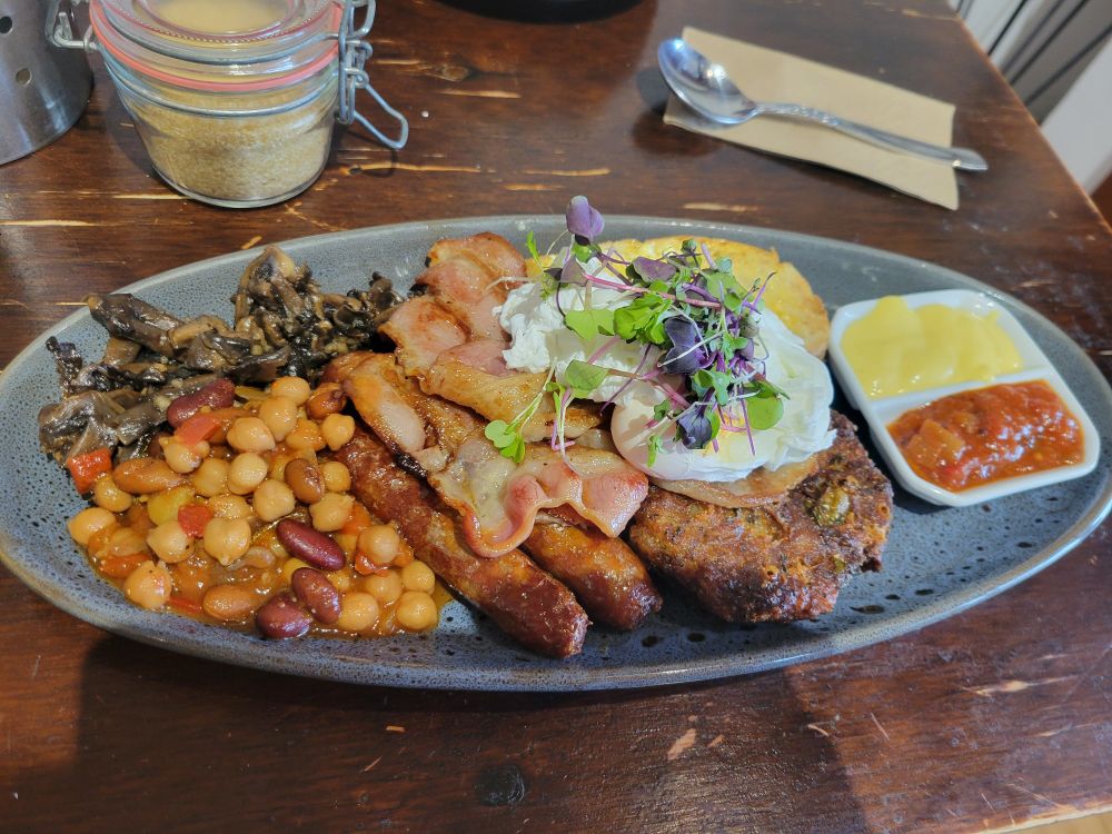 Huge brekkie on a plate