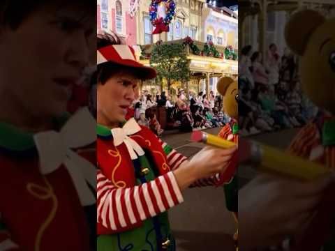 Tally the Disney Elf!! Love the Disney Christmas parade!!