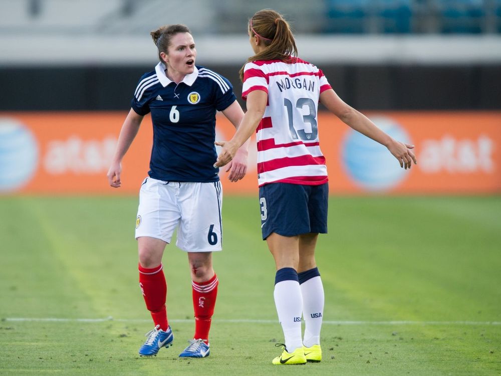Alex Morgan daring to shout at the queen of football 
