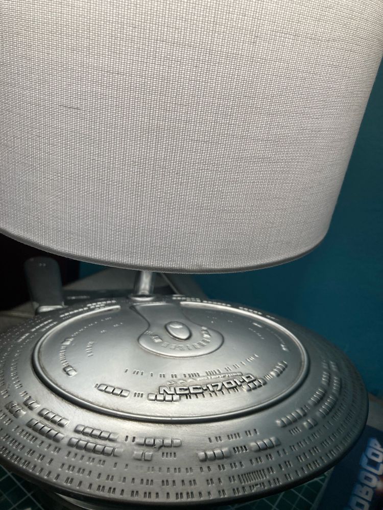 Star Trek Next Generation Enterprise D lamp (saucer close-up)