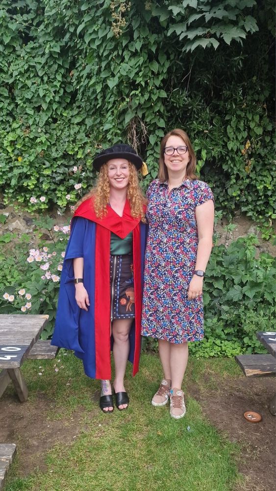 Dr Claire Elek with her supervisor Dr Evelien Adrianssens 