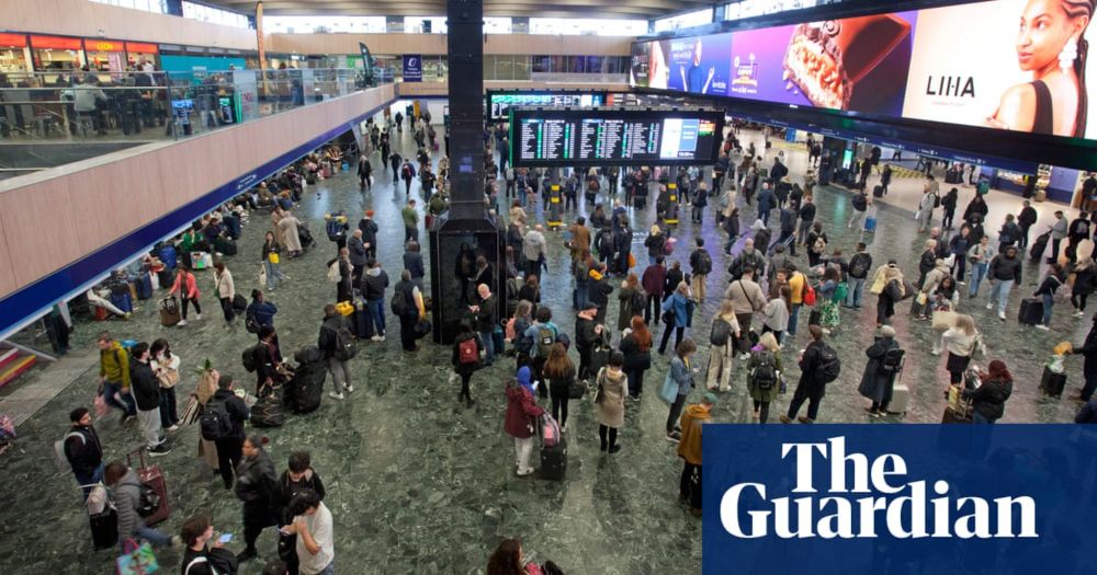 Euston station’s big advertising screens turned off after overcrowding fears