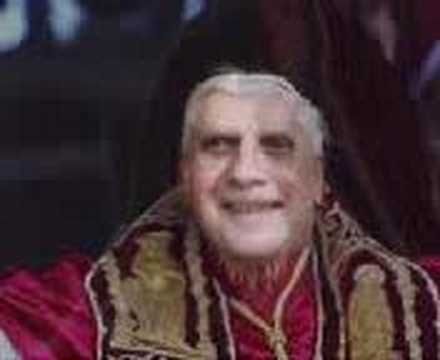 Pope turns into Sidious