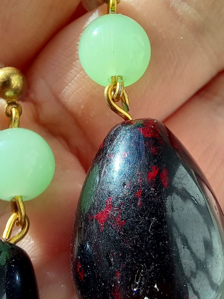 Сережки в крупному плані