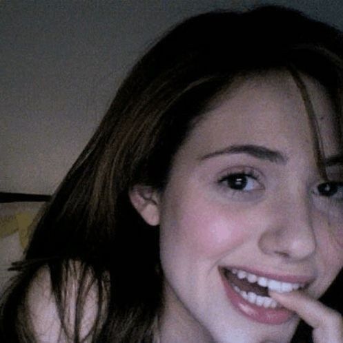 Picture of a girl biting her finger seductively
