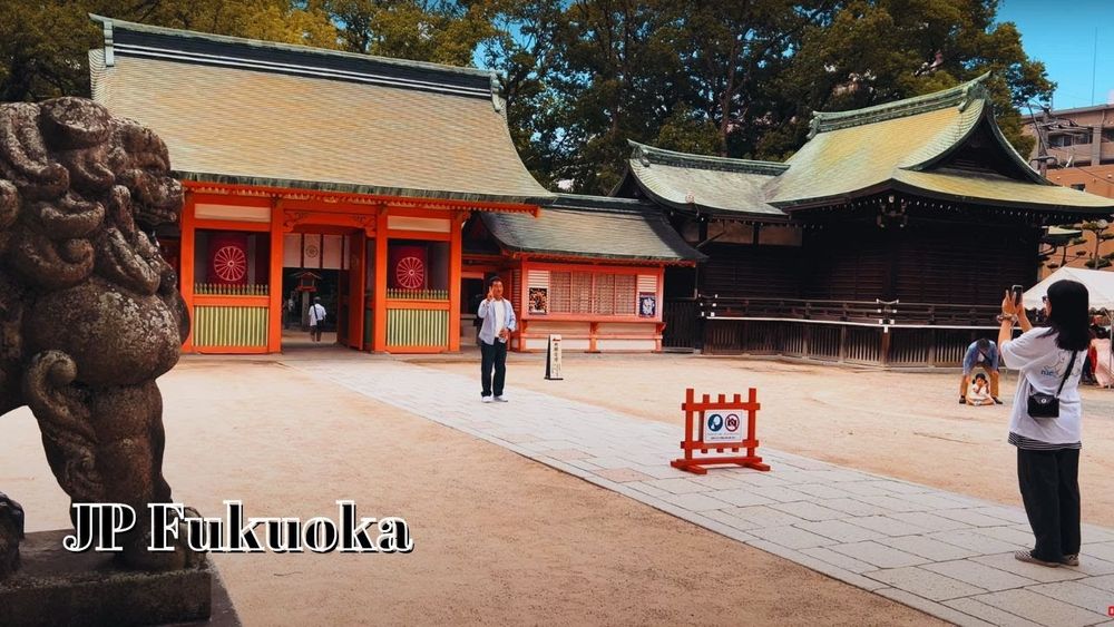 Stunning 4K HDR Tour of Sumiyoshi Jinja in Hakata: A Hidden Gem You Must See!