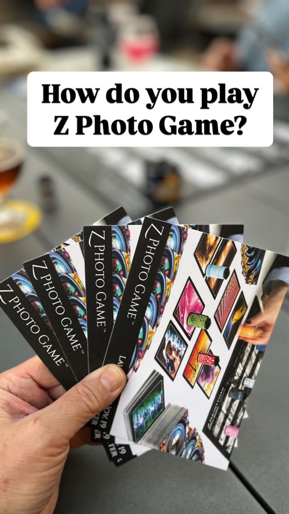 How do you play Z Photo Game?