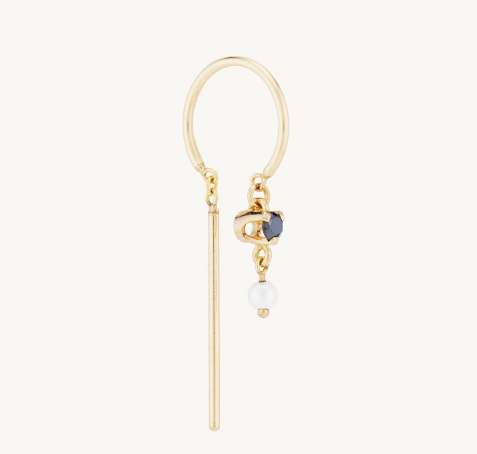 Gold chime earring with black diamond and pearl