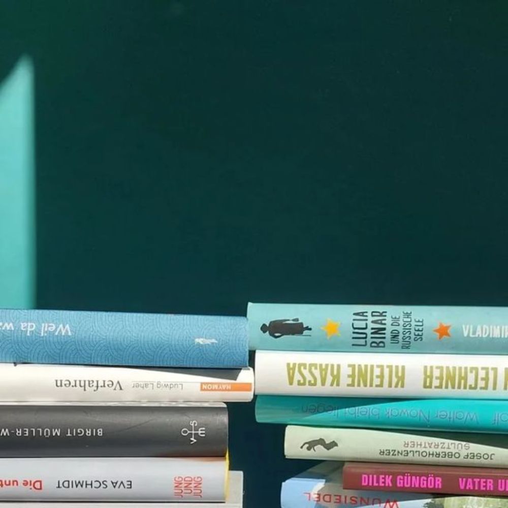 Deutscher Buchpreis 📚 on Instagram: "Heute feiern wir den #Indiebookday 2024! 🎉🎉🎉

Moment, werdet ihr sagen, der war doch bereits vor einem Monat – stimmt, aber wir möchten auch an allen anderen Tagen...