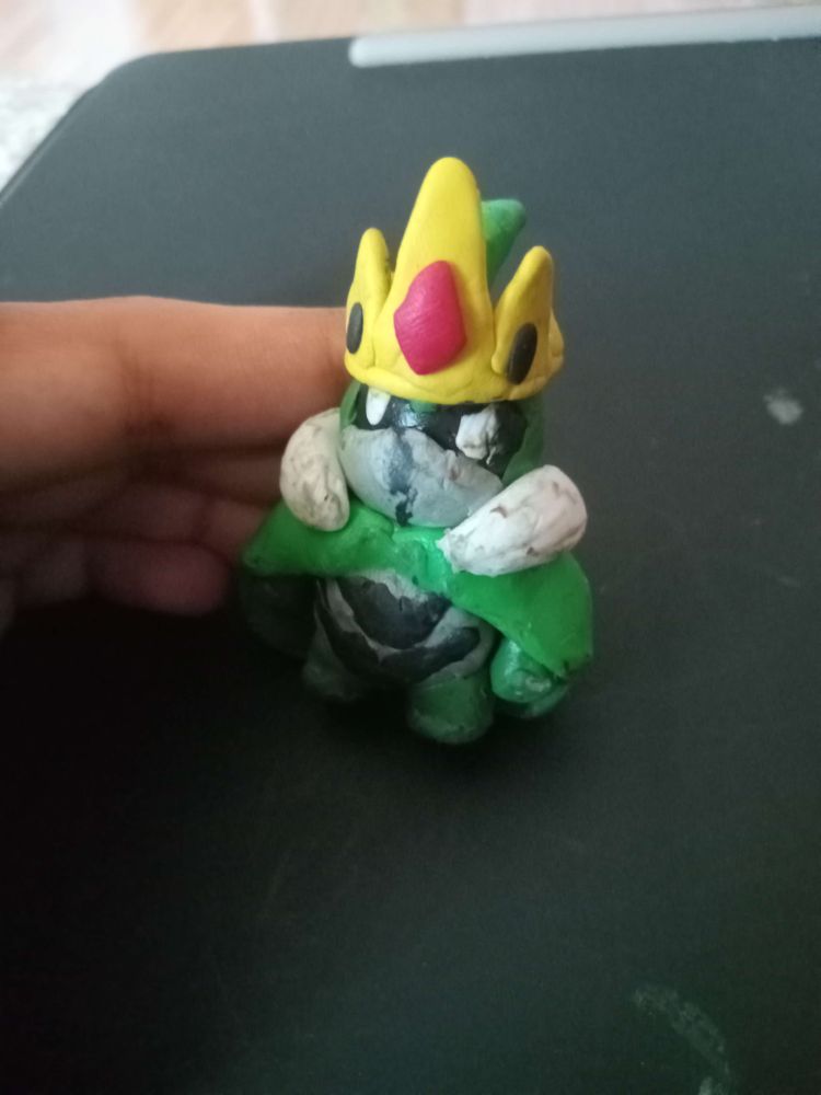 Kabbu with the crown