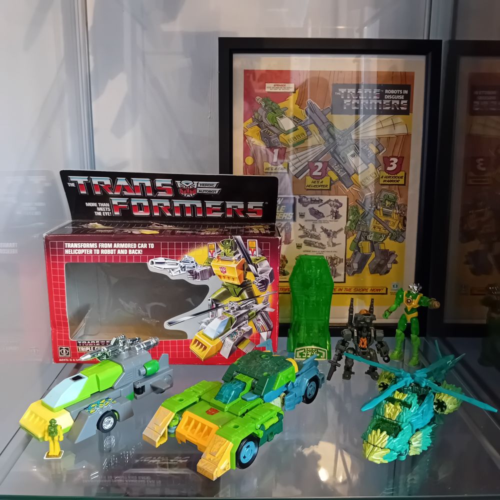 G1 Springer and box, green and yellow Diaclone pilot, Siege Springer in car mode, Legacy Shard, Microman Edison, Microman M163 Smith, Diaclone Reboot Powered Suit C Cosmo Marine Ver, Springer Triple Changer ad