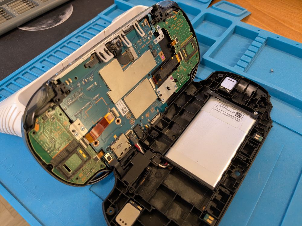 Inside a PS Vita OLED