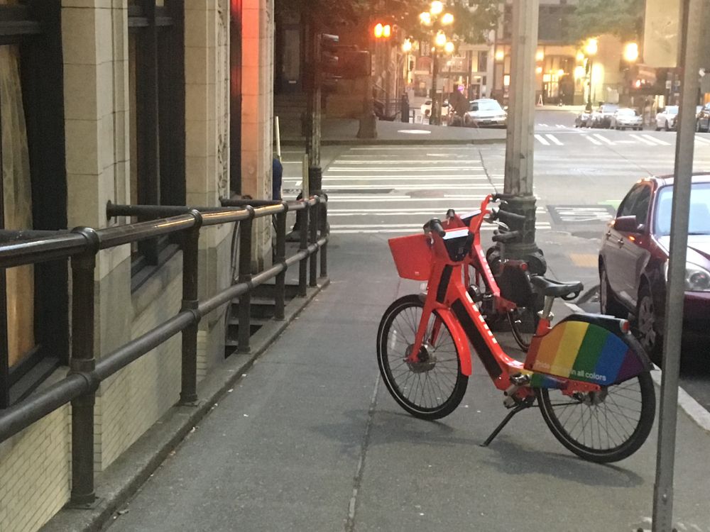 electric bike on "sharing" network blocking a sidewalk