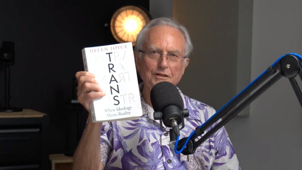 Richard Dawkins has abandoned science to justify his transphobia