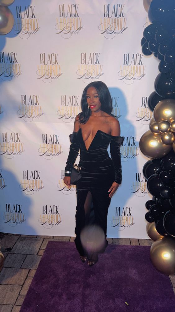 Black Monopoly Ball #addblacksky 
Sky Fam drop your most recent pics!