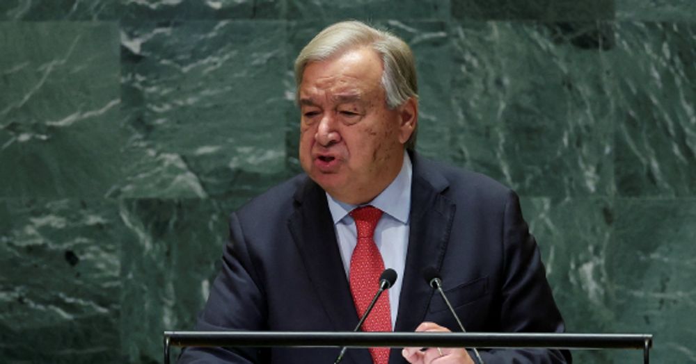 Israel bars U.N. secretary-general from entering country