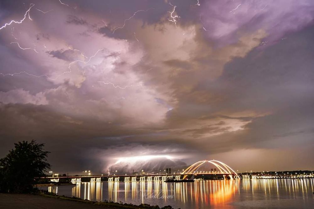 Storm over Mississippi 