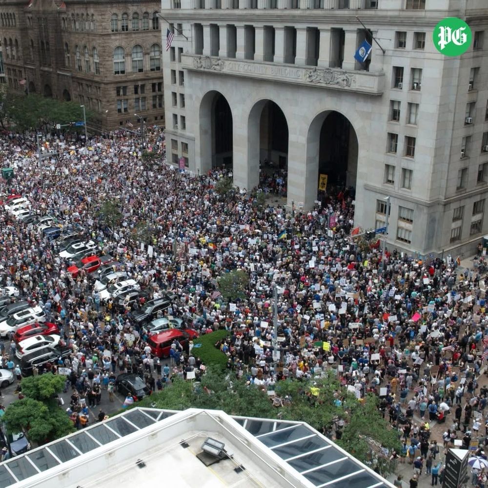 Pittsburgh Post-Gazette photo of the No Kings protest in Pittsburgh 