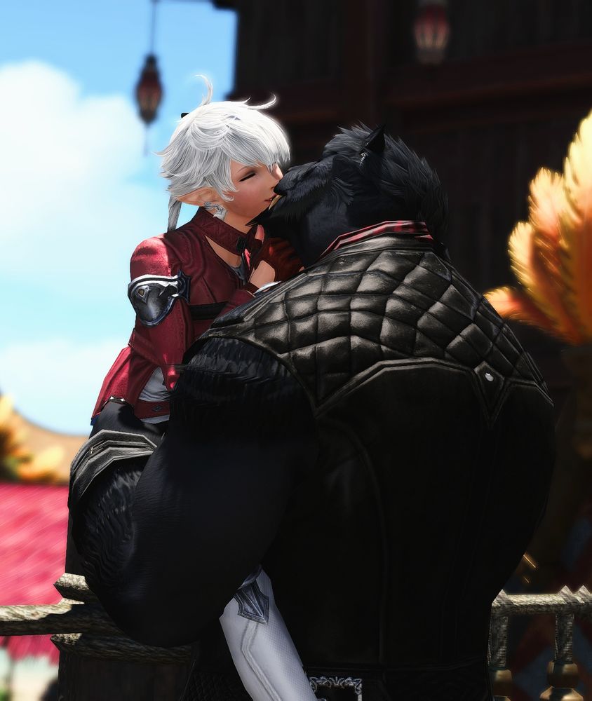 Alisaie sitting on a railing in Tuliyollal getting smooched by her Hrothgar partner, Jaeger