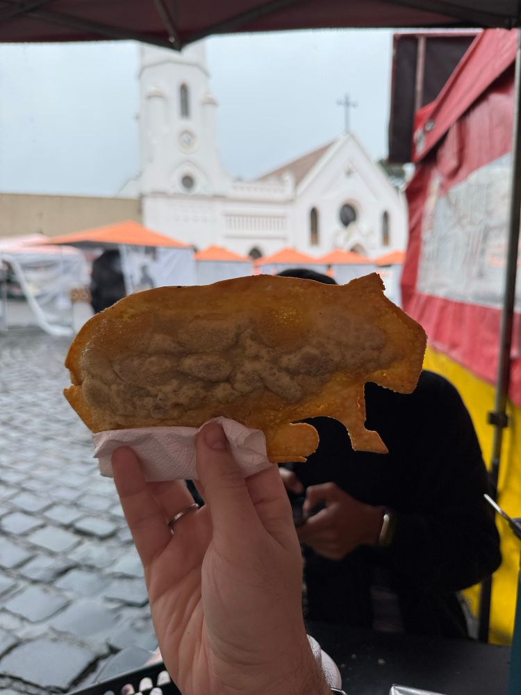 Pastel em formato de capivara