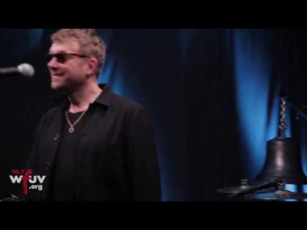 Gorillaz - "Andromeda" (Live at WFUV)