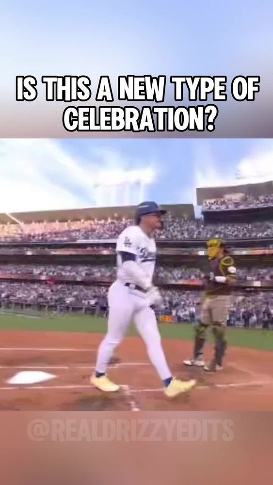 Kiki Hernandez and Gavin Lux new celebration?  #kikihernandez #gavinlux #dodgers #padres #celebration #win #losangeles #sandiego #funny #fyp #fypシ 