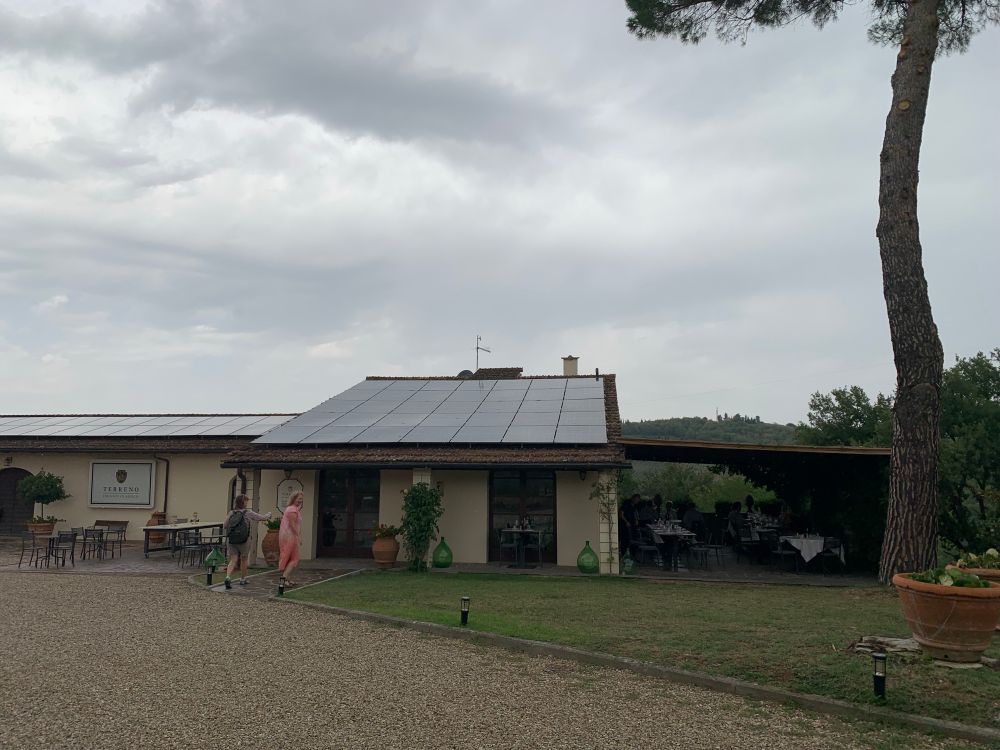 Terrell restaurant near Greve in Chianti. A one-storey building with solar panels on the roof.