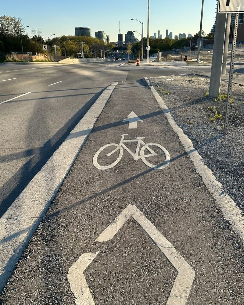 bike lane leading up to crash site