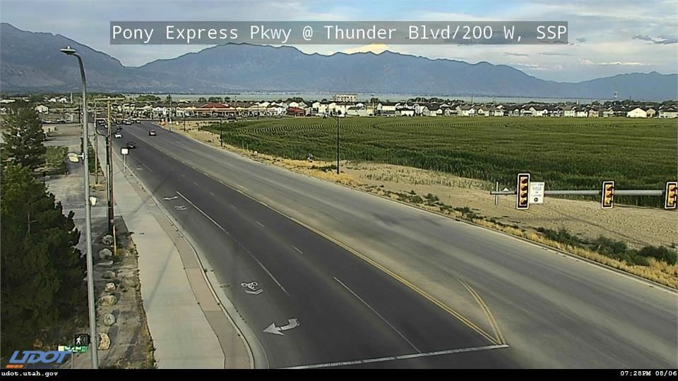 Pony Express Pkwy @ Thunder Blvd   200 W  SSP