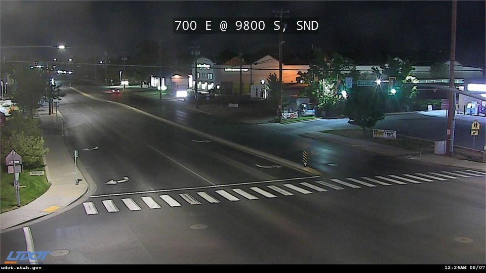 700 E  SR71 @ 9800 S  Sego Lily Dr  SND