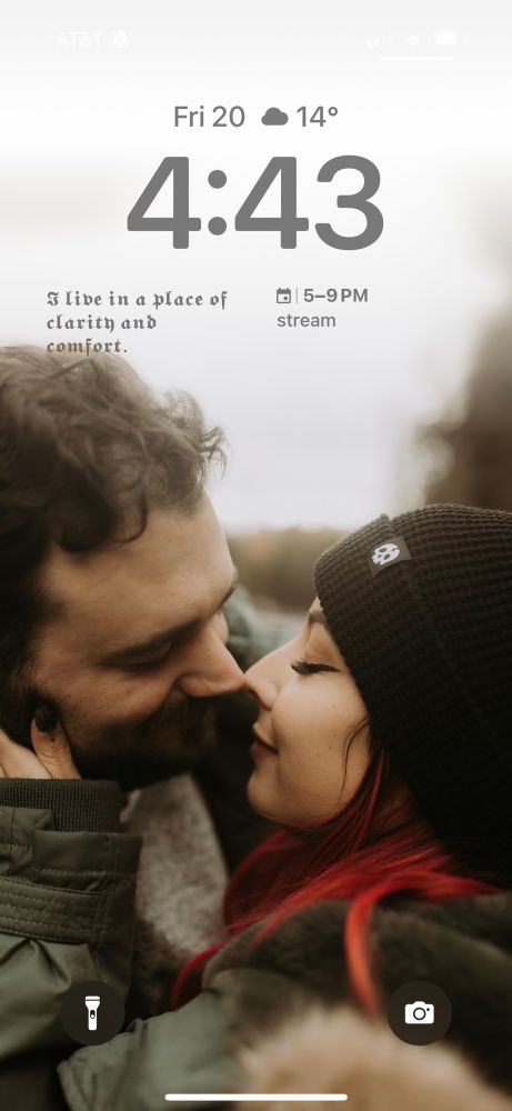 screen shot of zora’s phone bg