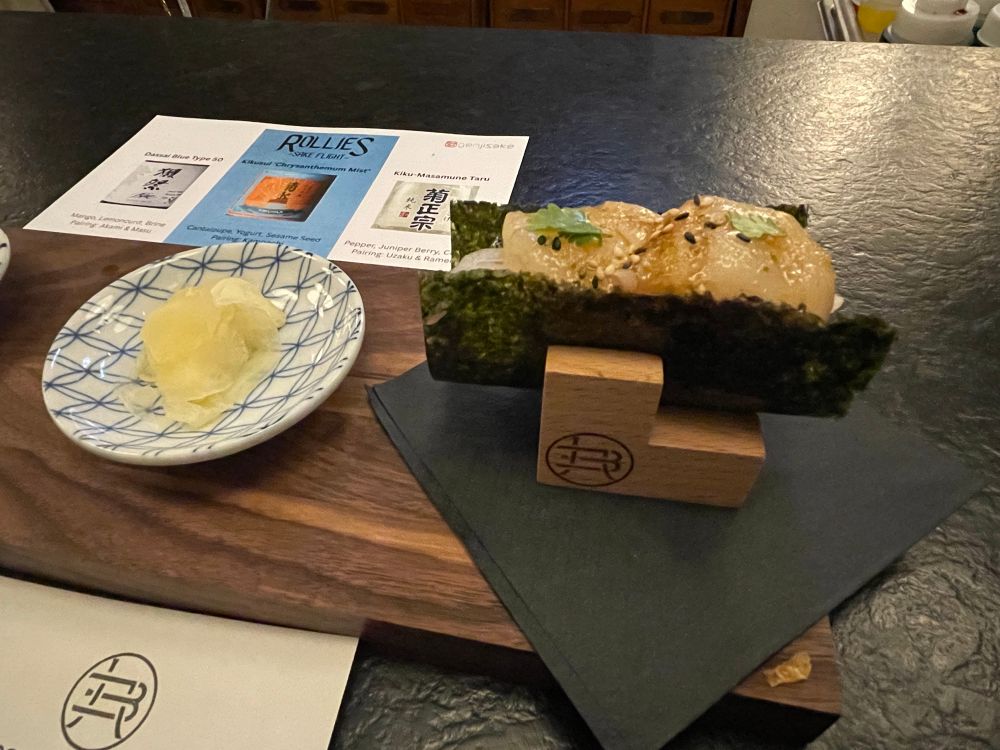 Hotate Kosho: Hokkaido scallop, green kosho, daikon tsunamis, pear, lemon