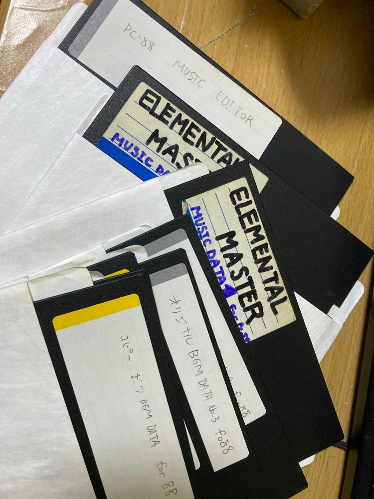 テクノソフトで使用されていたメガドラ用のBGM制作ツール。
ファンキィ素浪人こと山西利治さんからエレメンタルマスターやその他のボツ曲データともに直接譲り受けたモノ。