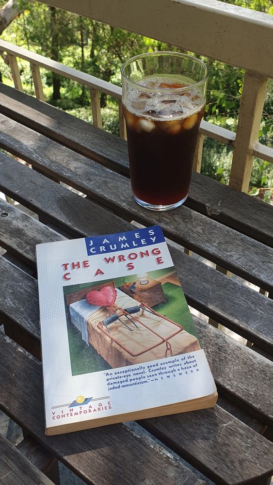 James Crumley's The Wrong Case, a Vintage Contemporaries edition.