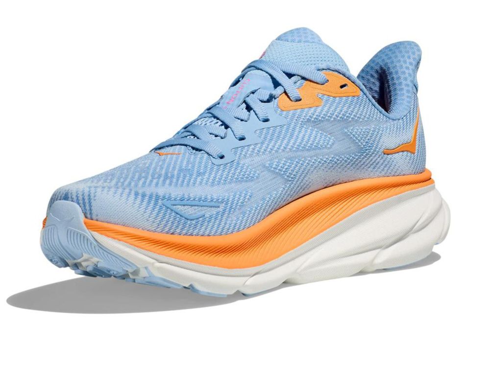 Step Ahead in Comfort: Why the Hoka Clifton 9 is Your Next Running Shoe - BeyondStyle